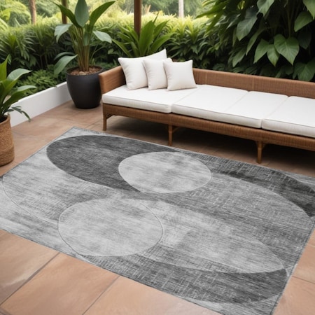 Homeroots 8' X 10' Gray And Charcoal Geometric Washable Indoor Outdoor Area Rug 604914