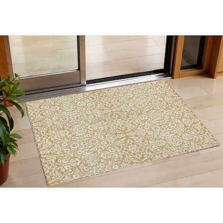Homeroots 3' X 5' Gold And Beige Damask Washable Indoor Outdoor Area Rug 595145