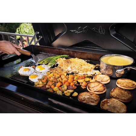 Traeger Flatrock 3-Burner Propane Gas Griddle Flat Top Grill Black TF3CN59AU