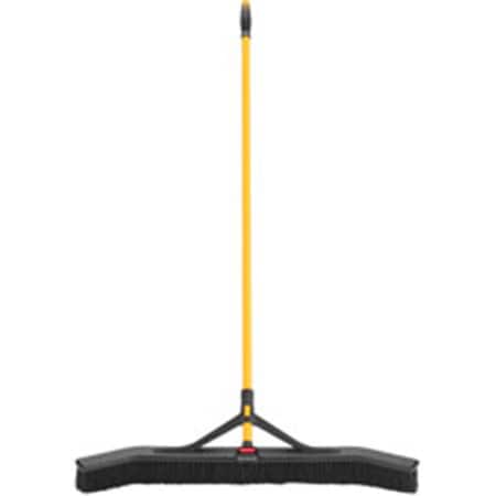 Eat-In Maximizer Push-to Center 36 in. BroomBlack & Yellow EA939931