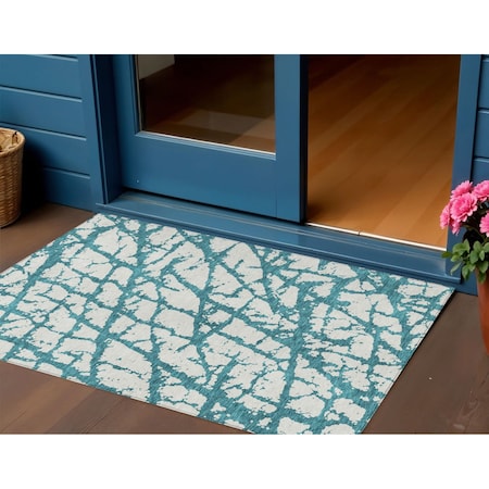Homeroots 3' X 5' Teal Blue And Ivory Abstract Washable Indoor Outdoor Area Rug 614389