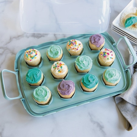 Nordic Ware Reversible Cake & Cupcake Carrier 50060