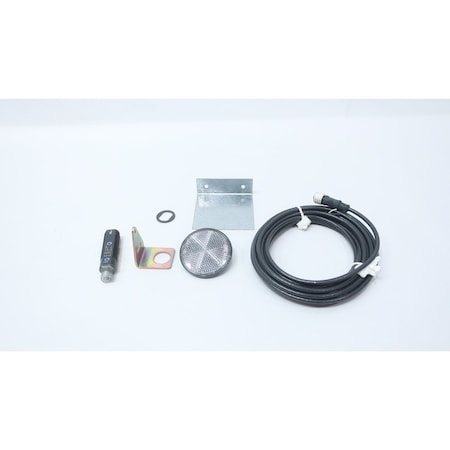 Balluff DATASENSOR PROXIMITY SENSOR 10-30V-DC BOS S50-PA-5-A00-PP