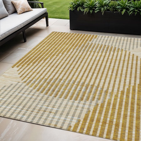 Homeroots 5' X 8' Gold And Beige Geometric Washable Indoor Outdoor Area Rug 597632