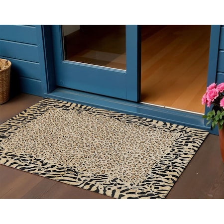 Homeroots 3' X 5' Gold Animal Print Washable Indoor Outdoor Area Rug 607644