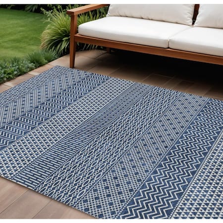 Homeroots 10' X 14' Navy Blue And Ivory Chevron Washable Indoor Outdoor Area Rug 612285