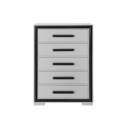 Homeroots 48" Gray And Black Wood Five Drawer Dresser 564686