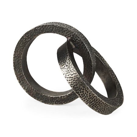 Homeroots Two Ring Gray Hammered Metal Sculpture 392549