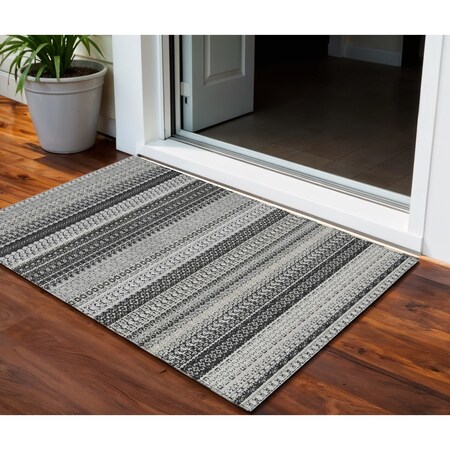 Homeroots 3' X 5' Black Striped Washable Indoor Outdoor Area Rug 576954
