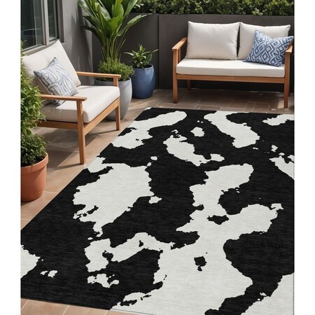 Homeroots 5' X 8' Black And Ivory Abstract Washable Indoor Outdoor Area Rug 614510