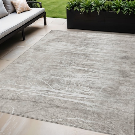 Homeroots 5' X 8' Silver And Gray Floral Washable Indoor Outdoor Area Rug 631024