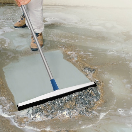 Unger Professional LockOn 22'' Foam Floor Squeegee 975350