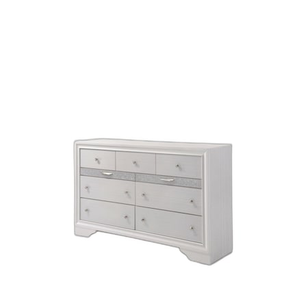 Homeroots 63" White Manufactured Wood Nine Drawer Triple Dresser 490469