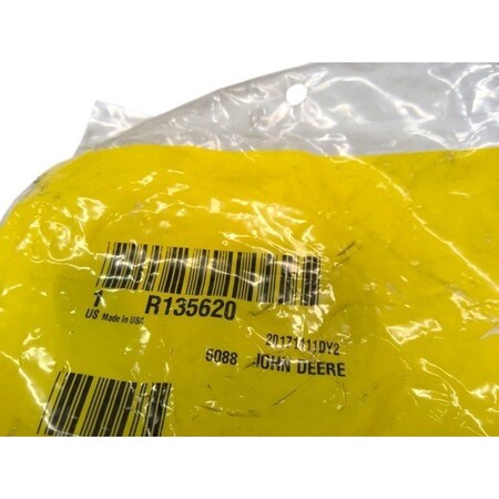 John Deere BRACKET, JOHN DEERE OEM R135620 R135620