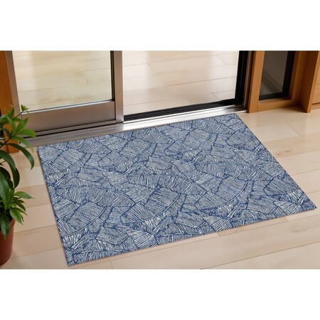 Homeroots 3' X 5' Navy Blue And Ivory Floral Washable Indoor Outdoor Area Rug 594641