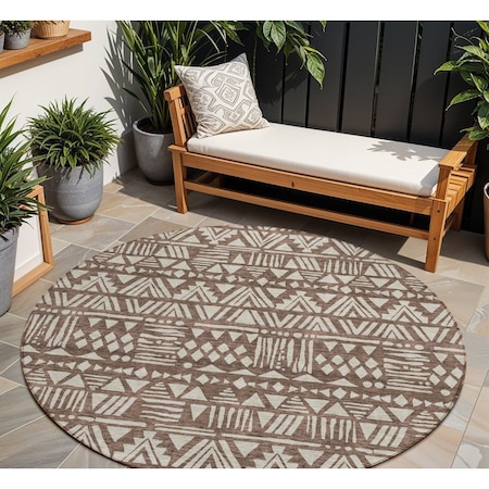 Homeroots 8' Brown And Beige Round Southwestern Washable Indoor Outdoor Area Rug 594156