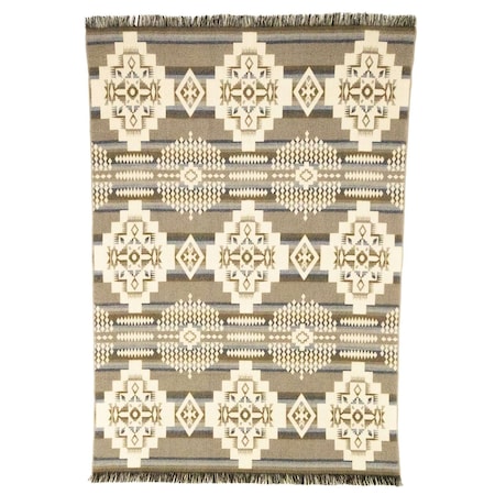 Homeroots Gray Woven Acrylic Reversable Throw 479760