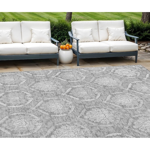 Homeroots 8' X 10' Gray And Silver Medallion Washable Indoor Outdoor Area Rug 587737 - main