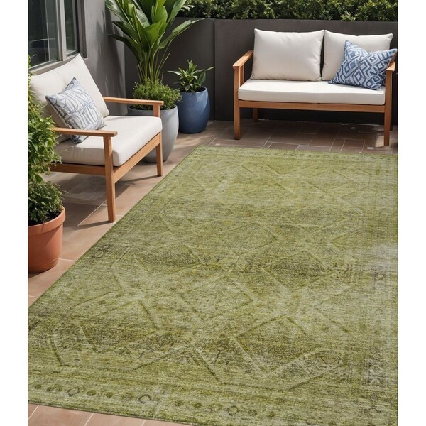 Homeroots 5' X 8' Artichoke Green And Ivory Geometric Washable Indoor Outdoor Area Rug 630484 - main