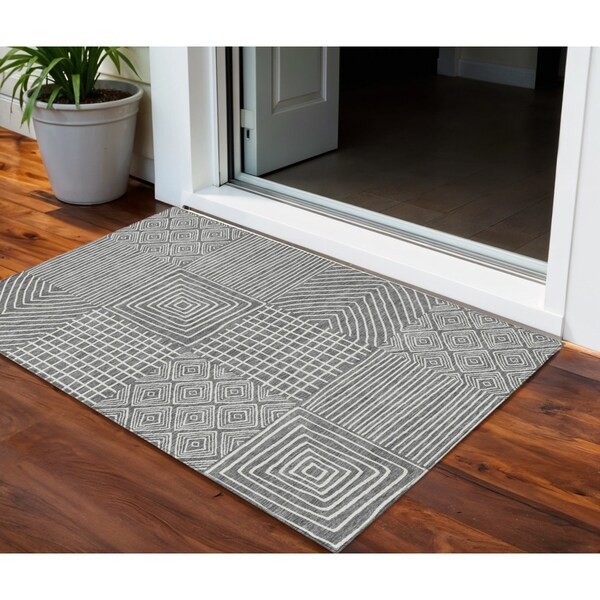 Homeroots 3' X 5' Charcoal And Ivory Geometric Washable Indoor Outdoor Area Rug 600732 - main