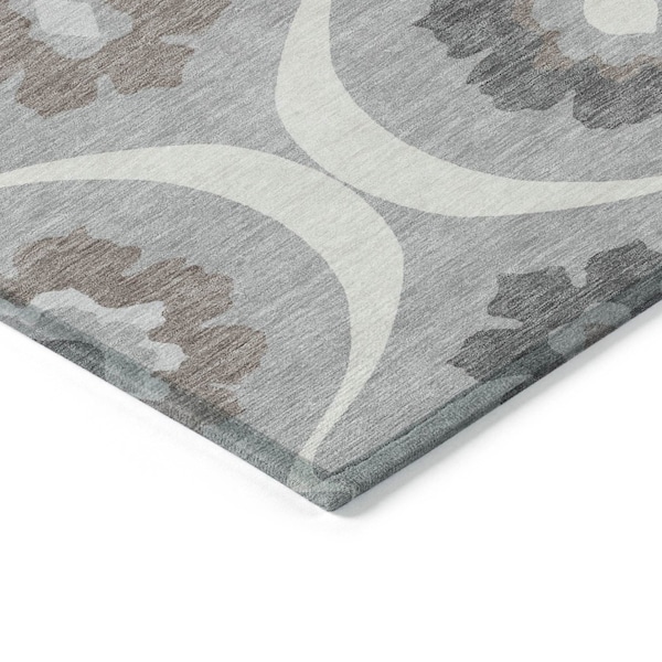 Homeroots 5' X 8' Gray Charcoal And Brown Medallion Washable Indoor Outdoor Area Rug 589609 - main