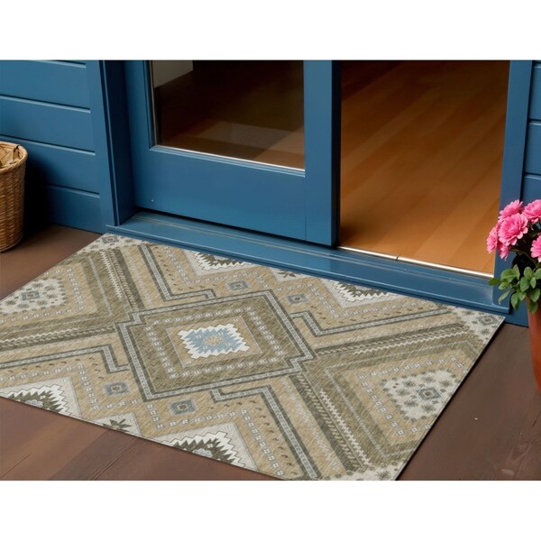 Homeroots 3' X 5' Beige Gray And Ivory Tribal Washable Indoor Outdoor Area Rug 598088 - main