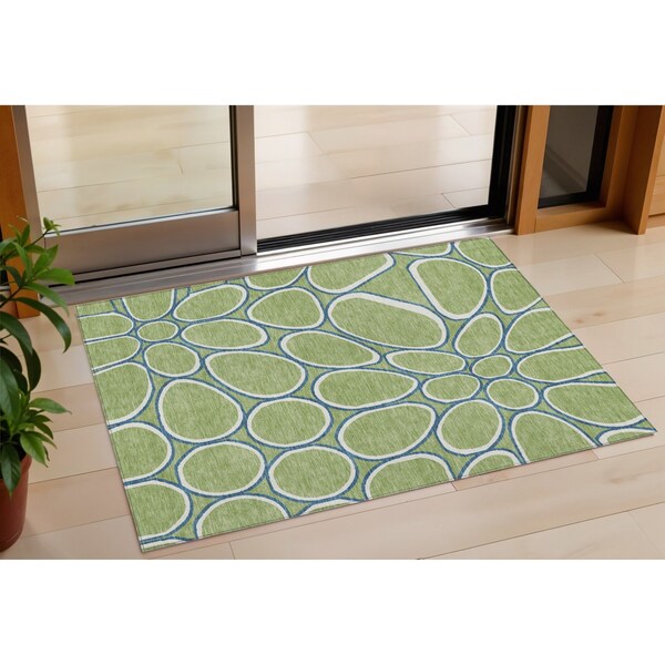 Homeroots 3' X 5' Artichoke Green And Ivory Abstract Washable Indoor Outdoor Area Rug 600504 - main