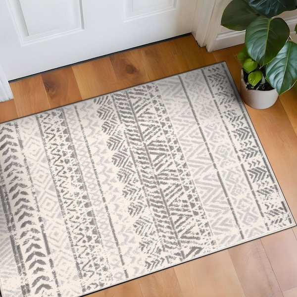 World Rug Gallery Geometric Boho Area Rug 2 ft 7 in x 4 ft Gray MON843GRAY27X4 - main
