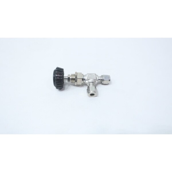 Hoke STAINLESS MANUAL NEEDLE VALVE D3722G4Y - main
