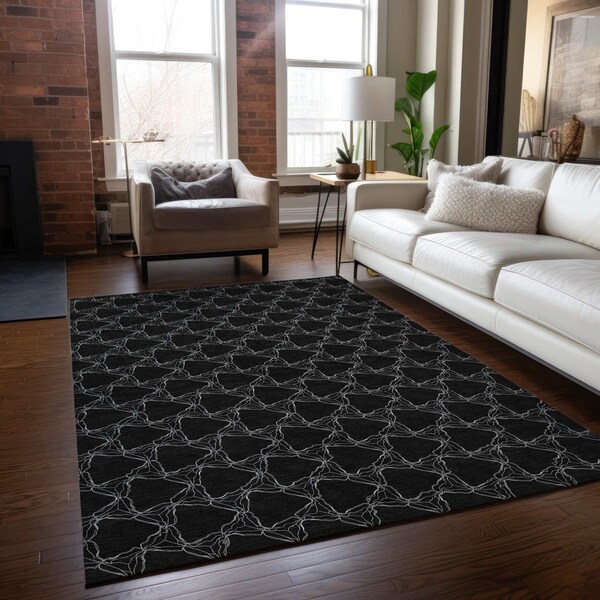 Homeroots 8' X 10' Black And White Geometric Washable Indoor Outdoor Area Rug 613545 - main