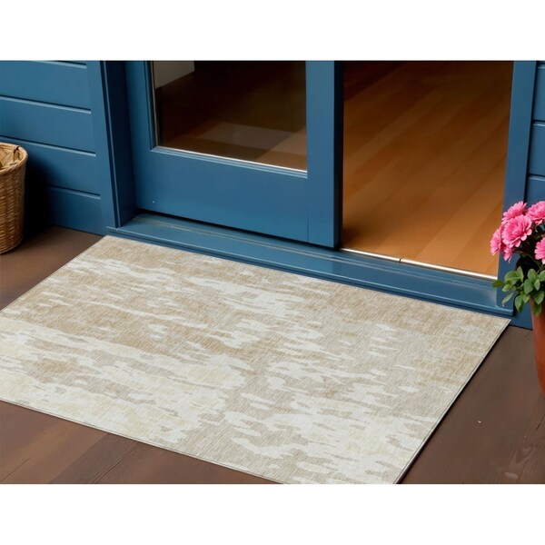 Homeroots 3' X 5' Beige And Ivory Abstract Washable Indoor Outdoor Area Rug 613320 - main