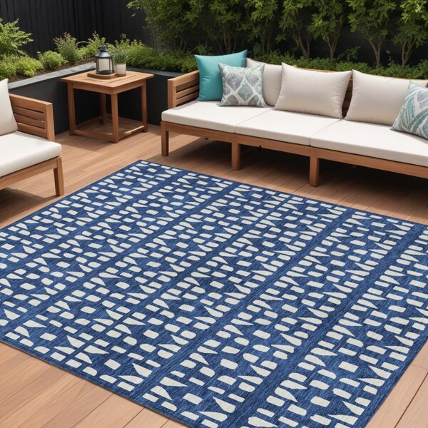 Homeroots 10' X 14' Navy Blue And Ivory Geometric Washable Indoor Outdoor Area Rug 613794 - main