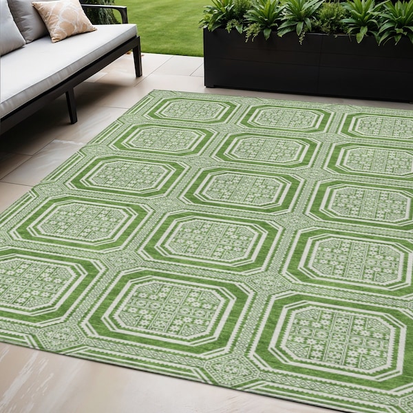 Homeroots 5' X 8' Green And Ivory Geometric Washable Indoor Outdoor Area Rug 610806 - main