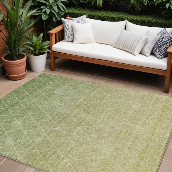 Homeroots 10' X 14' Artichoke Green And Beige Geometric Washable Indoor Outdoor Area Rug 605782 - main