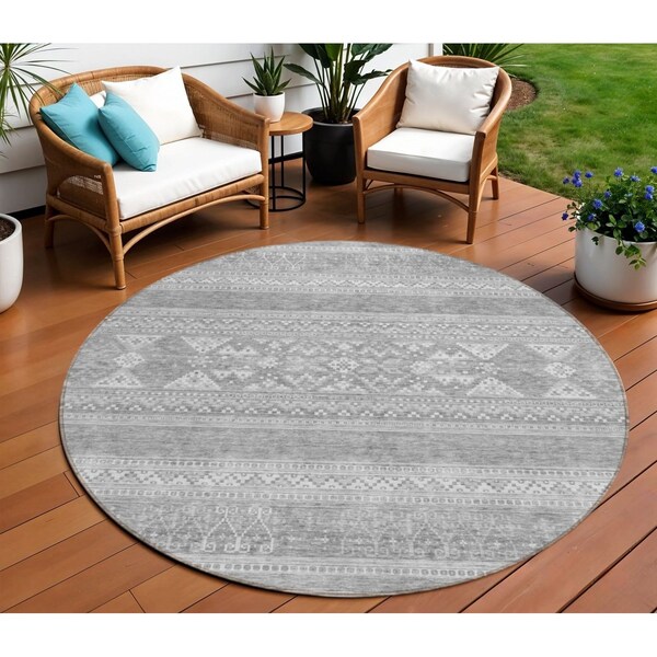 Homeroots 8' Silver Gray And Ivory Round Southwestern Washable Indoor Outdoor Area Rug 582856 - main