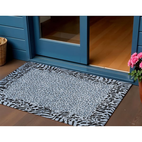 Homeroots 3' X 5' Blue Animal Print Washable Indoor Outdoor Area Rug 607638 - main