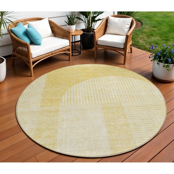 Homeroots 8' Gold Ivory And Yellow Round Geometric Washable Indoor Outdoor Area Rug 582712 - main