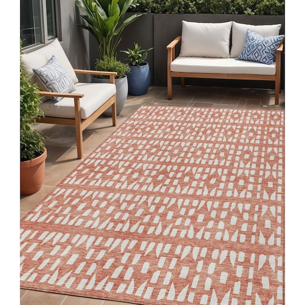 Homeroots 5' X 8' Salmon And Ivory Geometric Washable Indoor Outdoor Area Rug 613802 - main