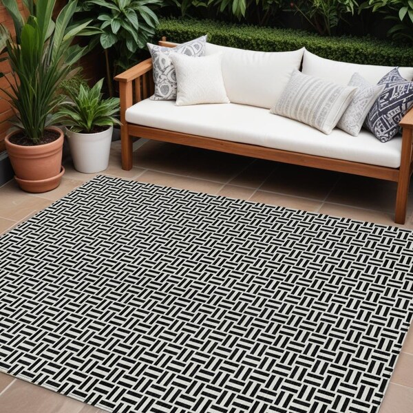 Homeroots 9' X 12' Black And Ivory Geometric Washable Indoor Outdoor Area Rug 594447 - main