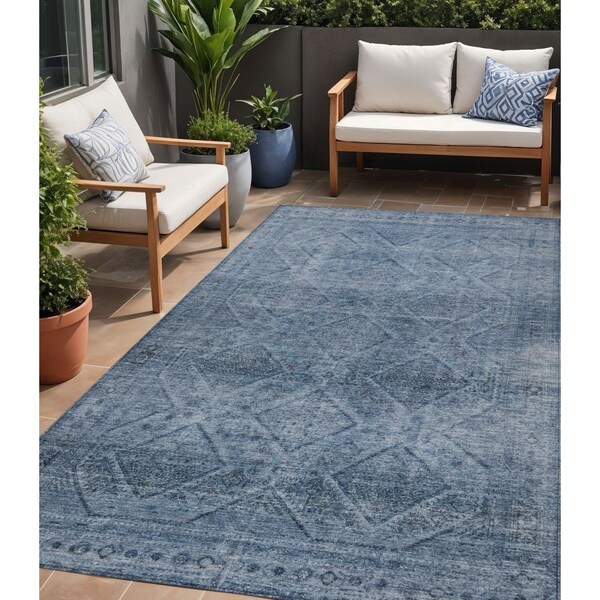 Homeroots 5' X 8' Blue And Ivory Geometric Washable Indoor Outdoor Area Rug 630490 - main