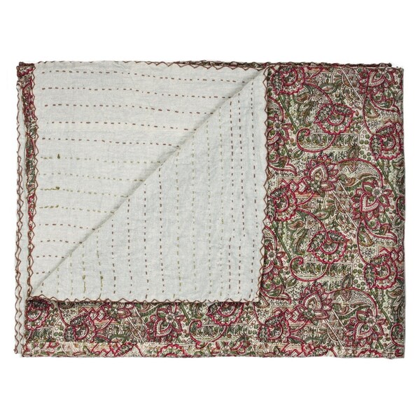 Homeroots 50" X 70" Green and Red Kantha Cotton Damask Throw Blanket with Embroidery 293212 - main