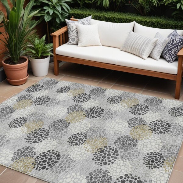 Homeroots 8' X 10' Gray Silver And Ivory Polka Dot Washable Indoor Outdoor Area Rug 594253 - main