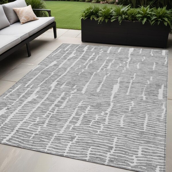 Homeroots 5' X 8' Gray And Ivory Abstract Washable Indoor Outdoor Area Rug 588511 - main