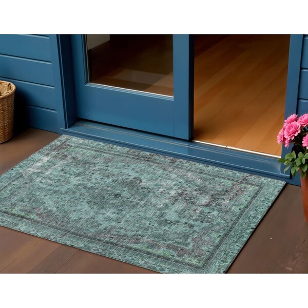 Homeroots 3' X 5' Teal Blue And Turquoise Medallion Washable Indoor Outdoor Area Rug 616076 - main