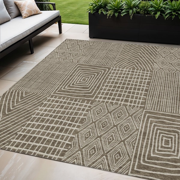 Homeroots 5' X 8' Brown And Beige Geometric Washable Indoor Outdoor Area Rug 596909 - main