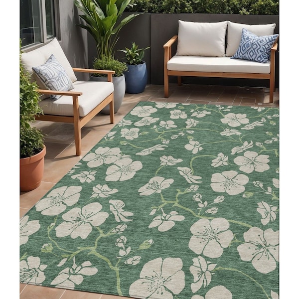 Homeroots 5' X 8' Sage And Ivory Floral Washable Indoor Outdoor Area Rug 600049 - main