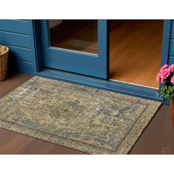 Homeroots 3' X 5' Artichoke Green And Denim Blue Medallion Washable Indoor Outdoor Area Rug 616040 - main
