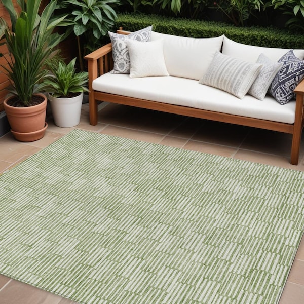 Homeroots 8' X 10' Green And Ivory Geometric Washable Indoor Outdoor Area Rug 594992 - main