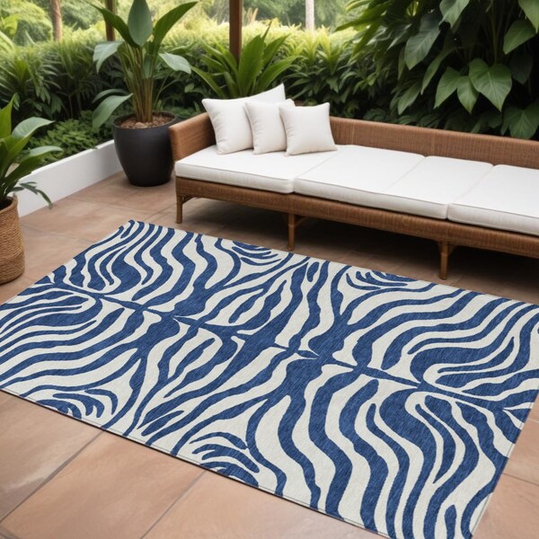 Homeroots 10' X 14' Navy Blue And Ivory Animal Print Washable Indoor Outdoor Area Rug 600635 - main