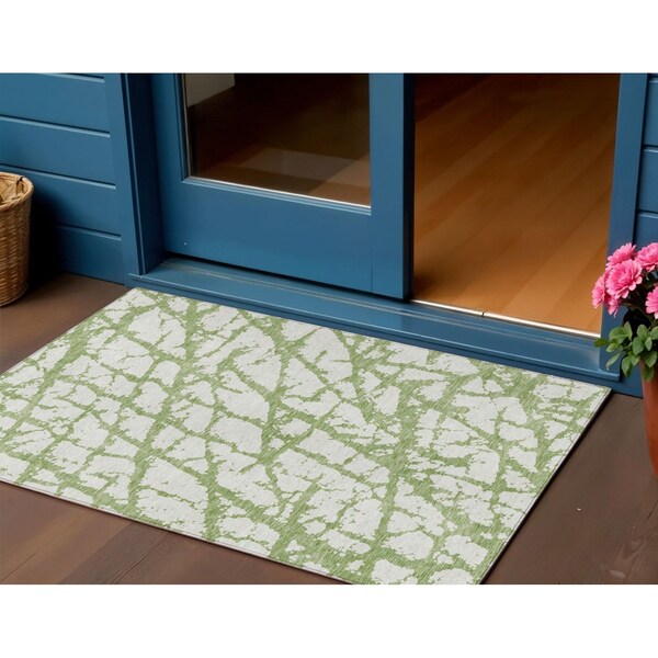 Homeroots 3' X 5' Green And Ivory Abstract Washable Indoor Outdoor Area Rug 614341 - main
